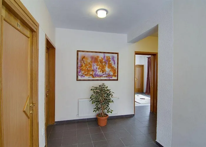 Tranzzit 3* Bukarest