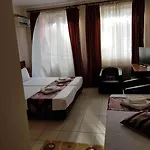 Tranzzit Hotel