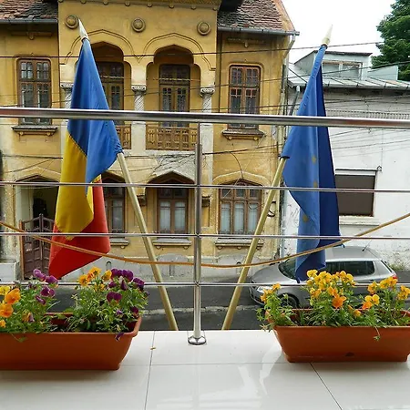 Hotel Tranzzit 3*