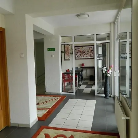 Tranzzit Hotell Bukarest