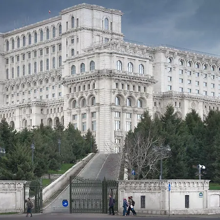 酒店 特兰兹提酒店 3*