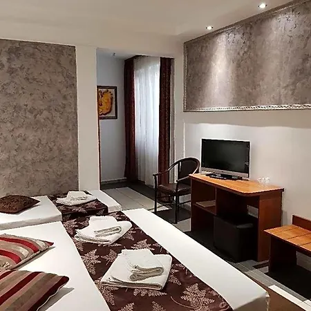 Tranzzit 3* Bucharest