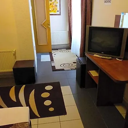 Hotel Tranzzit