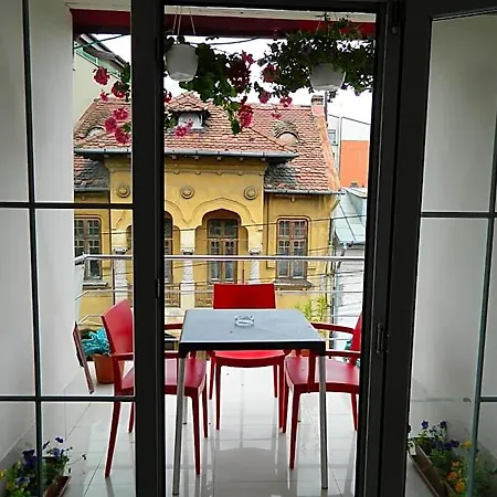 Hotel Tranzzit