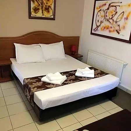 Hotel Tranzzit 3*