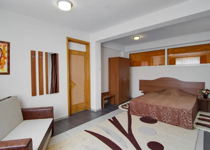 Hotel Tranzzit