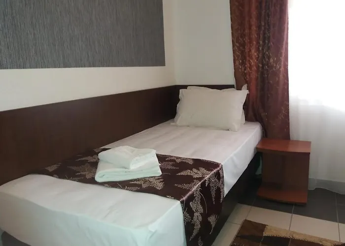 特兰兹提酒店 酒店 3*