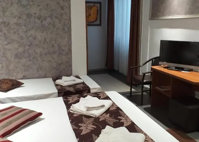 호텔 Tranzzit 부쿠레슈티